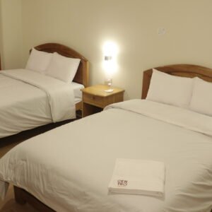 Habitacion Deluxe con 2 camas grandes para 3 personas